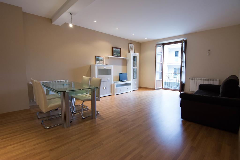 Mirando Llanes A B C Apartment ภายนอก รูปภาพ