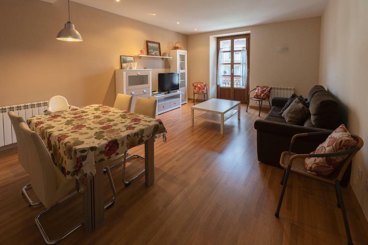 Mirando Llanes A B C Apartment ภายนอก รูปภาพ