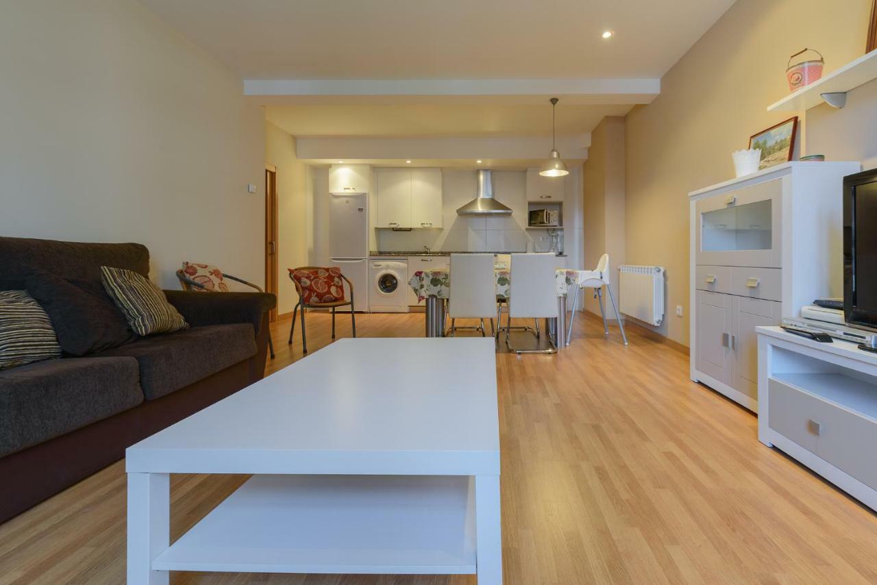 Mirando Llanes A B C Apartment ภายนอก รูปภาพ