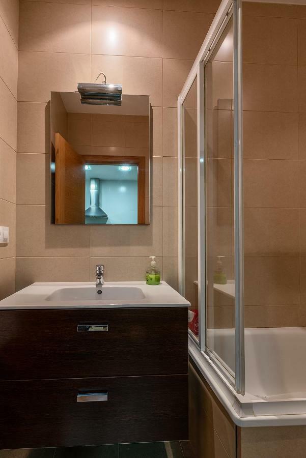 Mirando Llanes A B C Apartment ภายนอก รูปภาพ